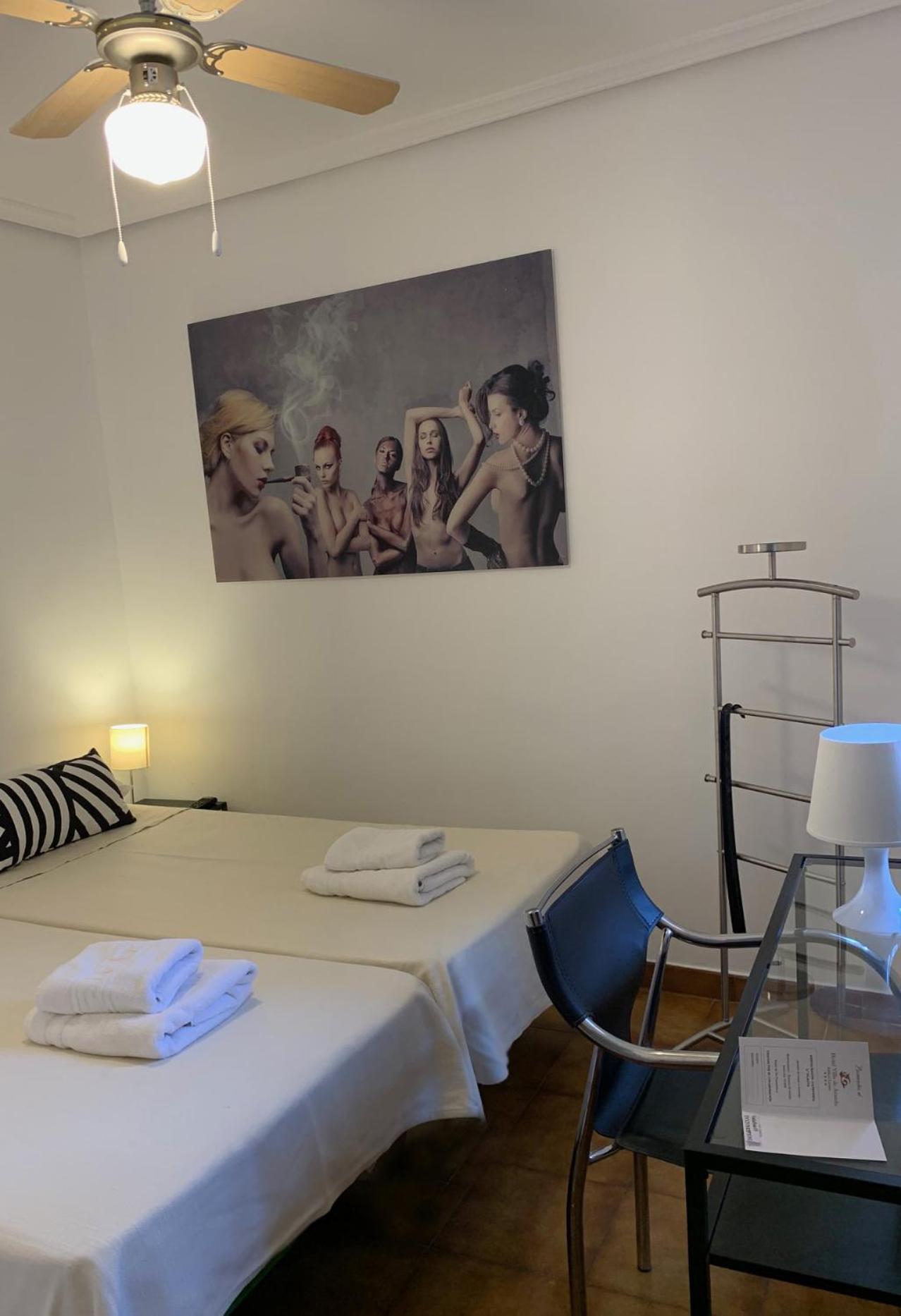 Hotel Y Restaurante Puerta De Aranda Aranda de Duero Εξωτερικό φωτογραφία